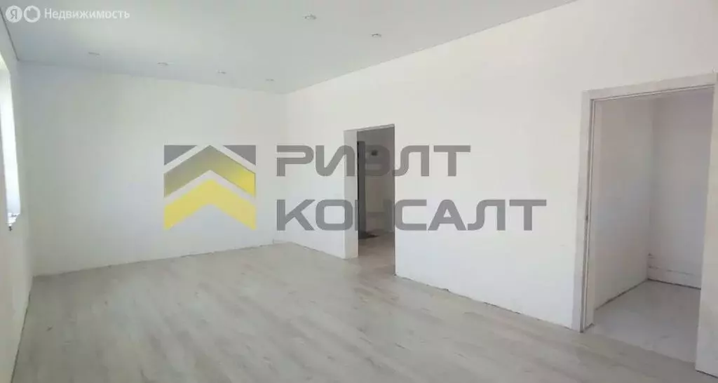 Дом в село Усть-Заостровка, Молодёжная улица, 8 (85 м) - Фото 1