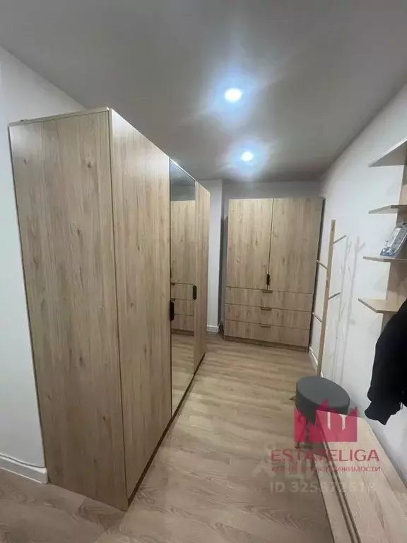 3-к кв. Москва Очаковское ш., 5к3 (76.4 м) - Фото 2