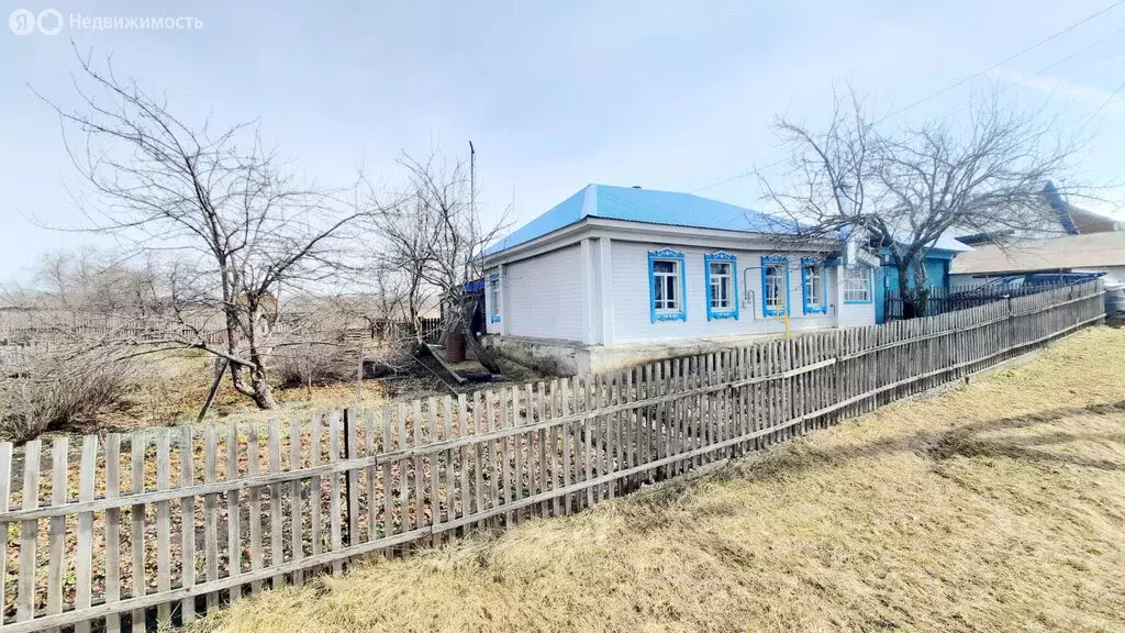 Дом в Челябинская область, Верхнеуральский муниципальный округ, ... - Фото 1