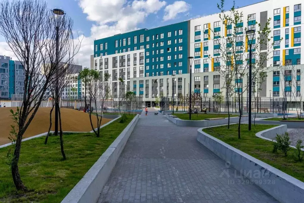 2-к кв. Тюменская область, Тюмень ул. Павла Никольского, 14 (79.4 м) - Фото 0