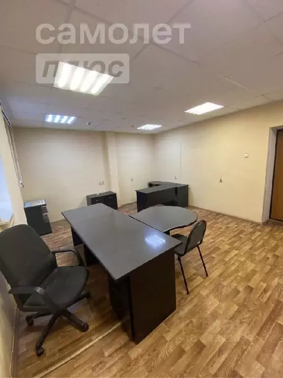 Офис в Саратовская область, Энгельс ул. Тельмана, 14а (61 м) - Фото 1