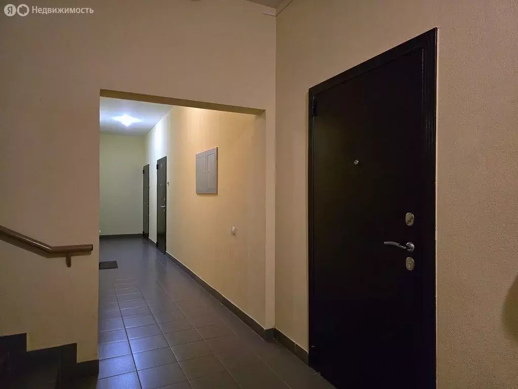 Квартира-студия: Екатеринбург, микрорайон Карасьеозёрский-2, Шамарский ... - Фото 2