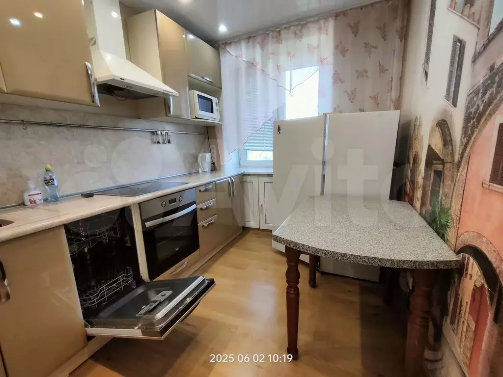 3-к. квартира, 66 м, 8/9 эт. - Фото 1