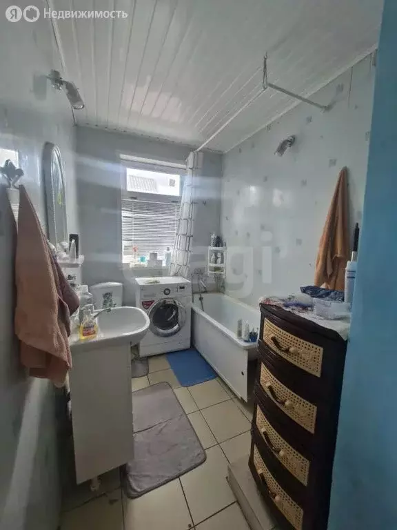 Дом в Белгородская область, рабочий посёлок Волоконовка, улица ... - Фото 1
