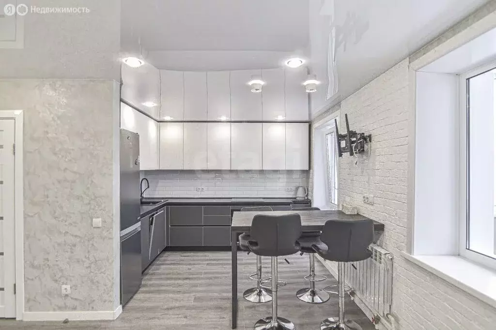 3-комнатная квартира: Южно-Сахалинск, планировочный район Луговое, 2-я ... - Фото 2