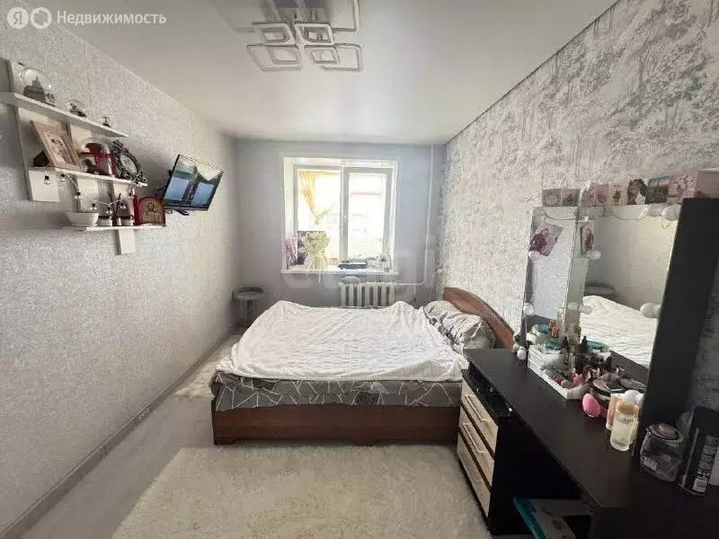 2-комнатная квартира: Кирово-Чепецк, улица 60 лет Октября, 34/1 (49 м) - Фото 2