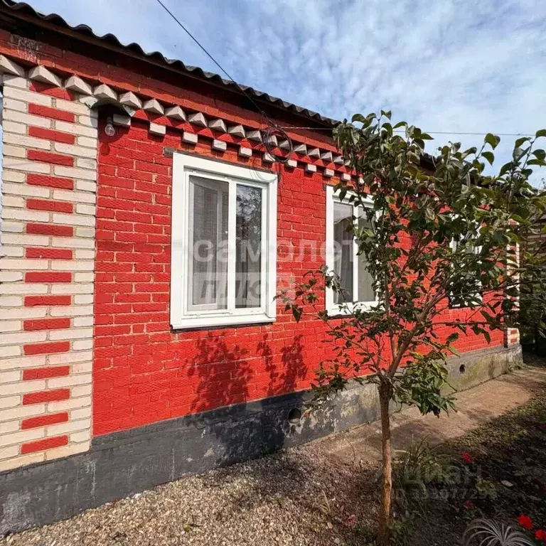 Дом в Краснодарский край, Апшеронск ул. Тельмана (69 м) - Фото 1