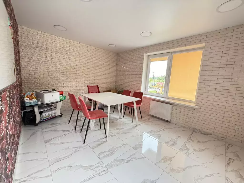 Продаётся 2-к квартира, 64.1 м - Фото 1