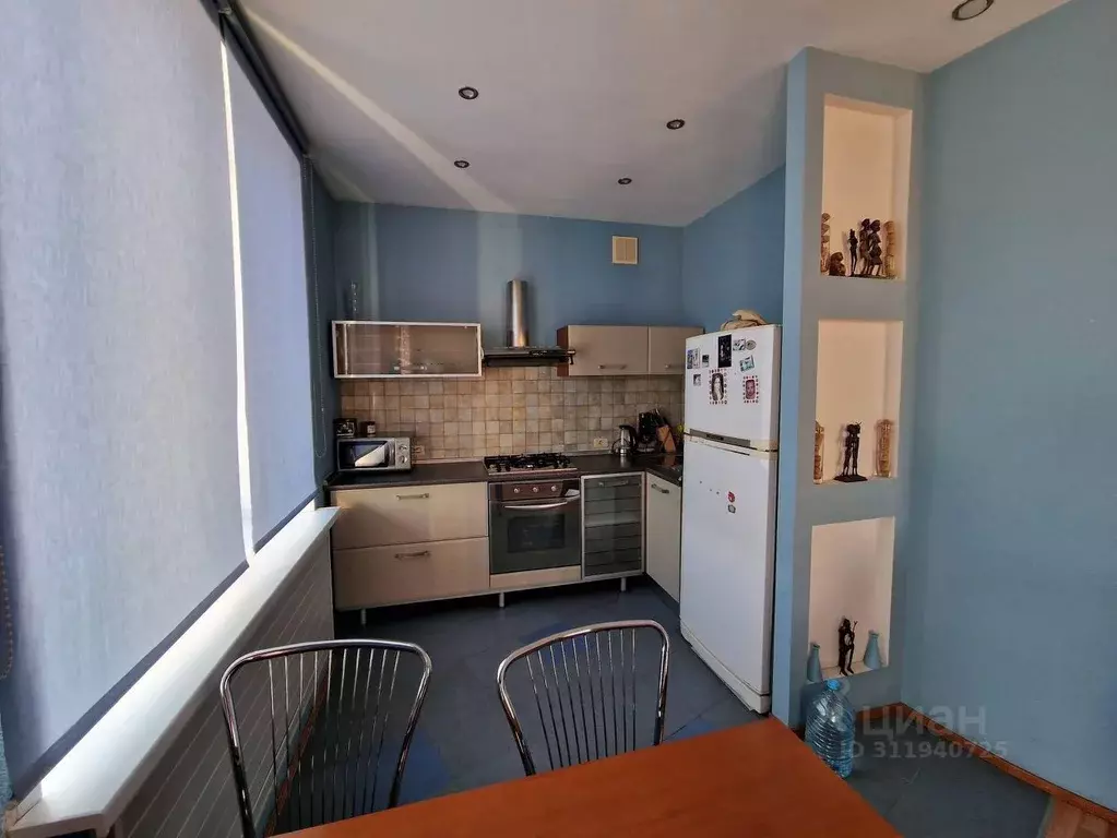 3-к кв. Волгоградская область, Волгоград просп. Имени В.И. Ленина, 39 ... - Фото 1