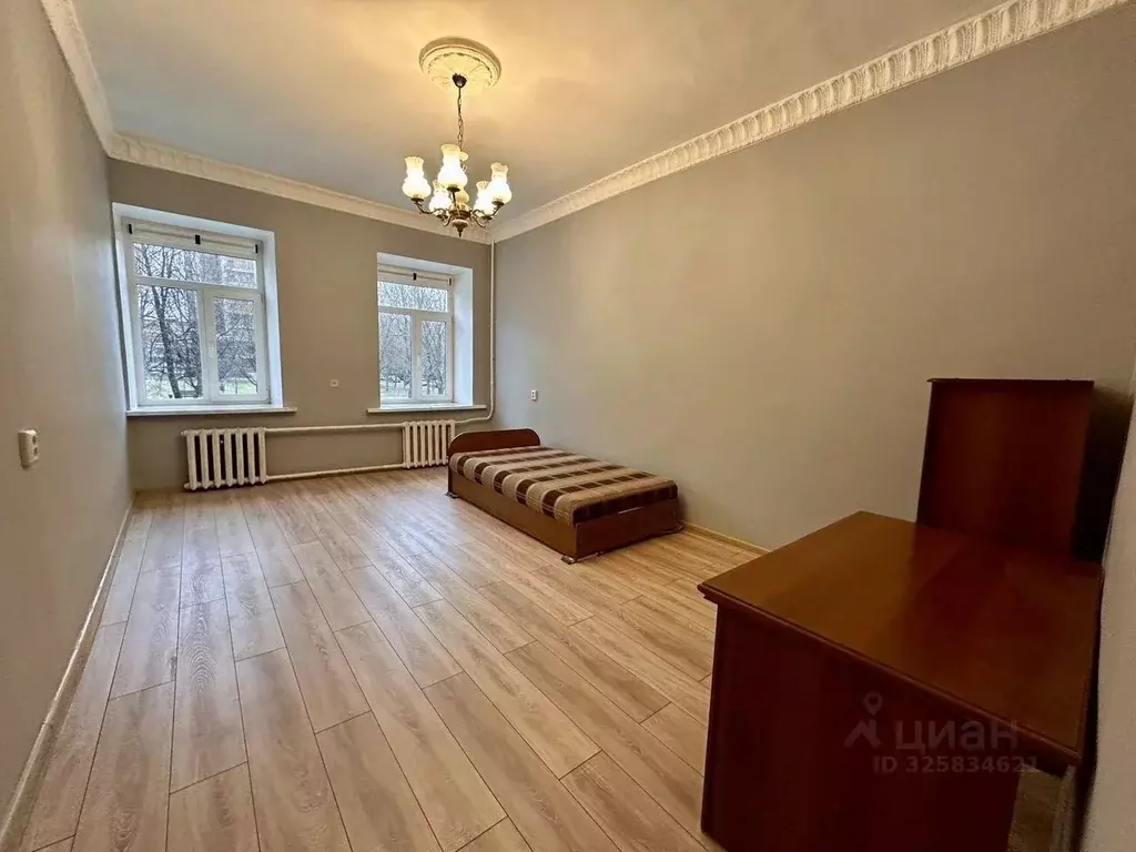 Комната Санкт-Петербург просп. Большой Васильевского острова, 72 - Фото 1