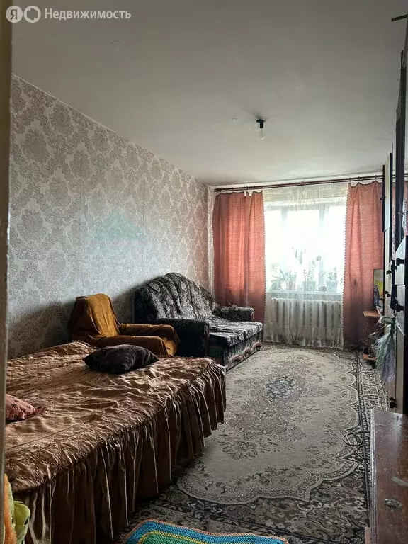 2-комнатная квартира: Абакан, улица Комарова, 6 (48 м) - Фото 1