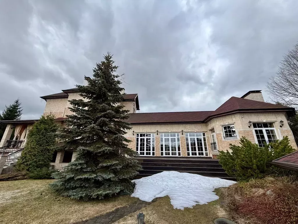 Коттедж в Московская область, Пушкинский городской округ, д. ... - Фото 1