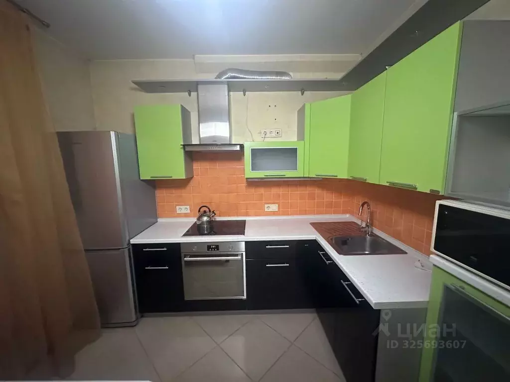 1-к кв. Московская область, Химки Сходня мкр, пер. 2-й Чапаевский, 4 ... - Фото 1