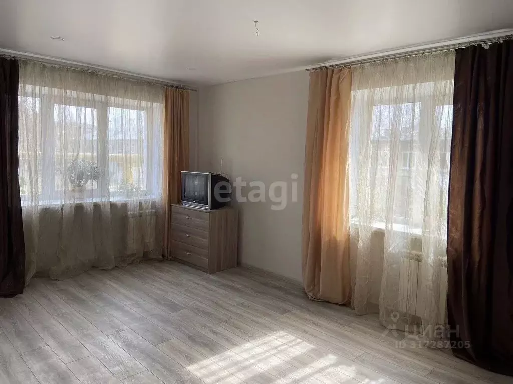 1-к кв. Свердловская область, Каменск-Уральский ул. Кирова, 4 (30.2 м) - Фото 0