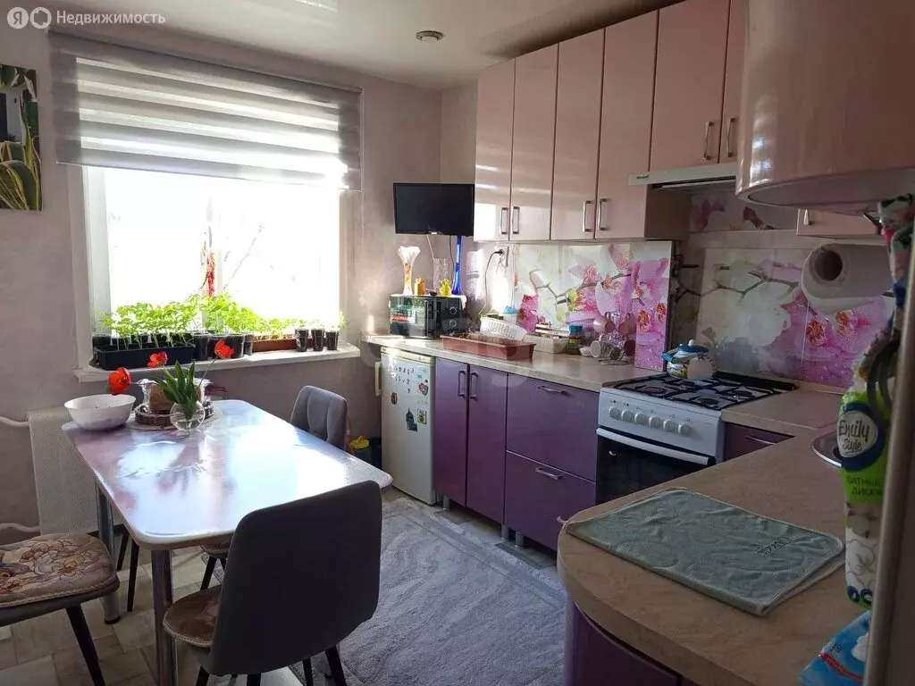 3-комнатная квартира: Курган, жилой район Заозёрный, 1-й микрорайон, ... - Фото 1