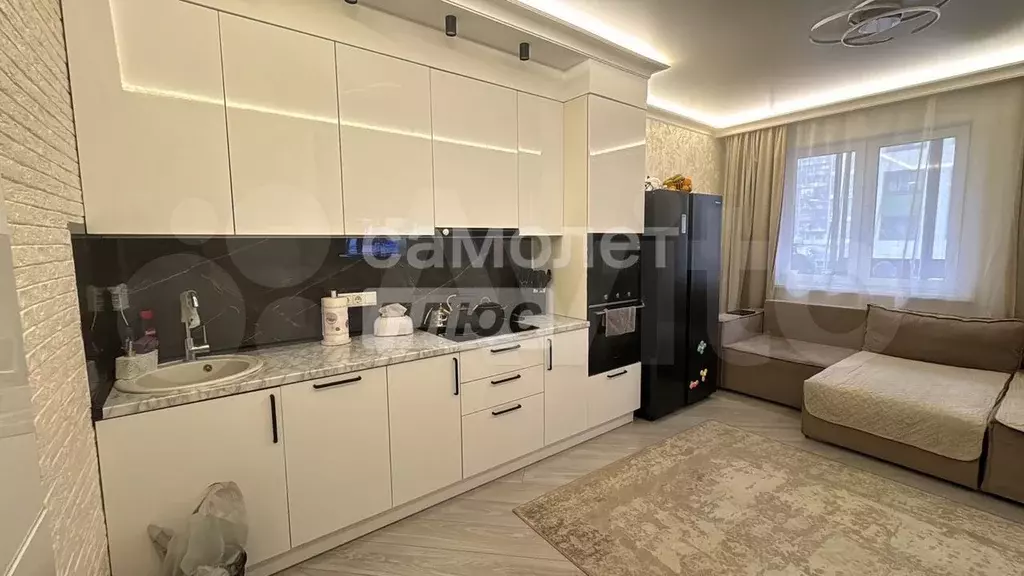 3-к. квартира, 92 м, 2/9 эт. - Фото 0