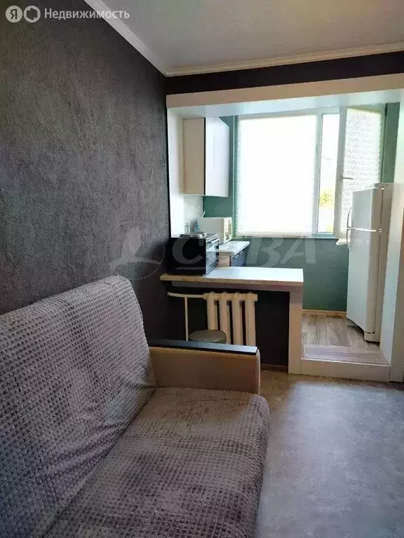 1-комнатная квартира: Тюмень, улица 30 лет Победы, 105 (13 м) - Фото 2