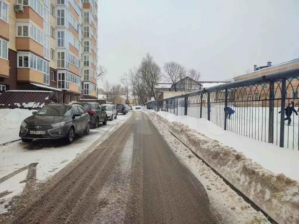Продам торговое помещение, 200 м - Фото 0