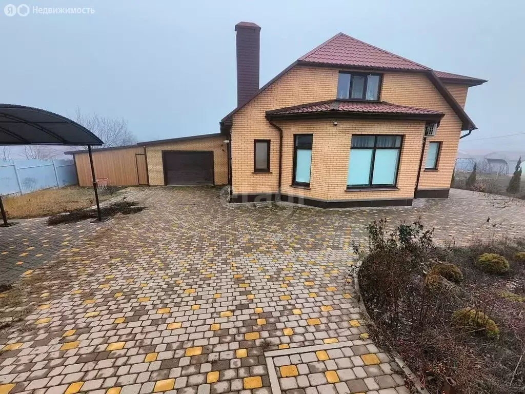 Дом в село Таврово, микрорайон Таврово-9, Отрадная улица (200 м) - Фото 2