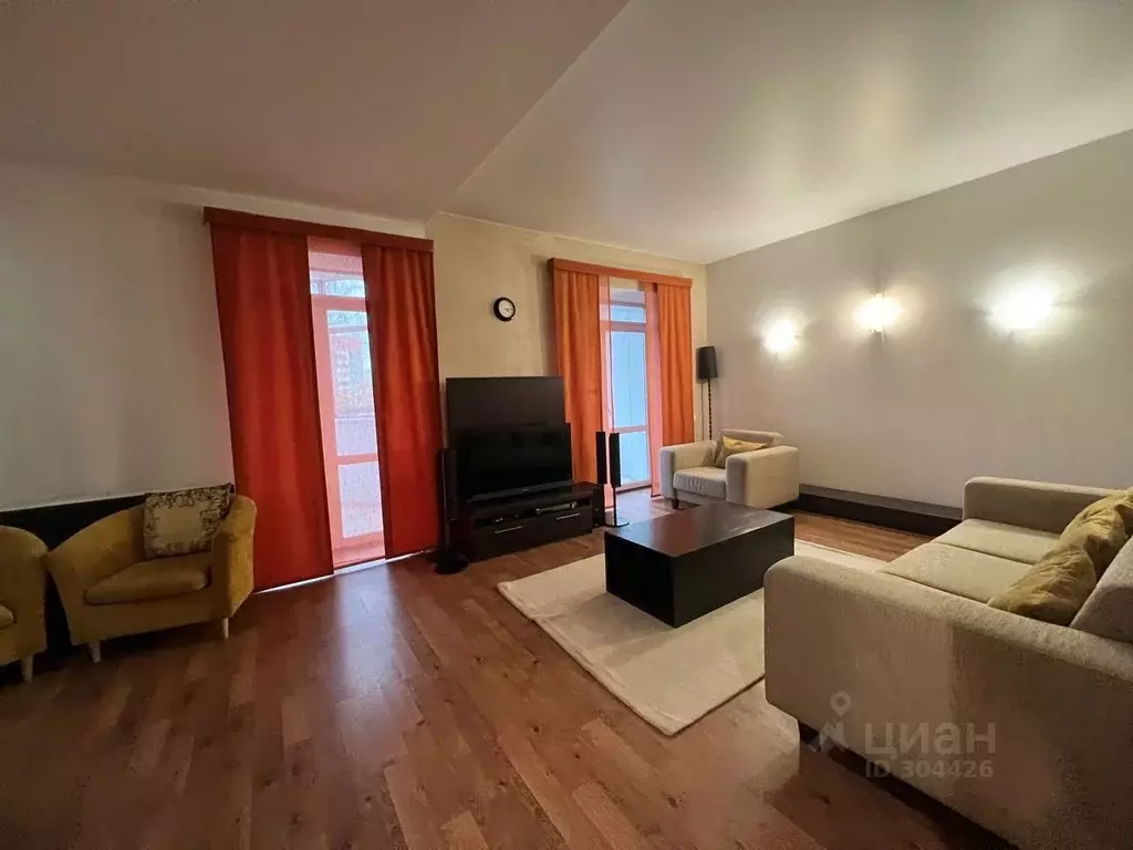 2-к кв. Томская область, Томск ул. Артема, 7 (84.0 м) - Фото 1