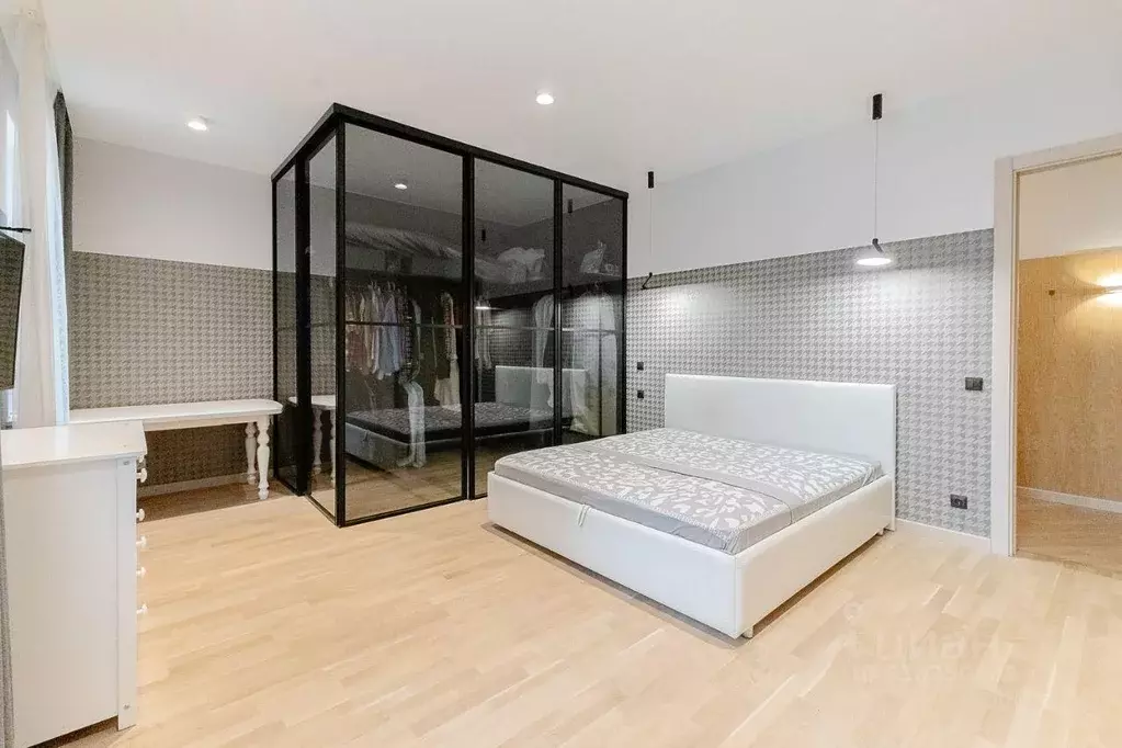 Квартира, 4 комнаты, 135.19 м - Фото 1