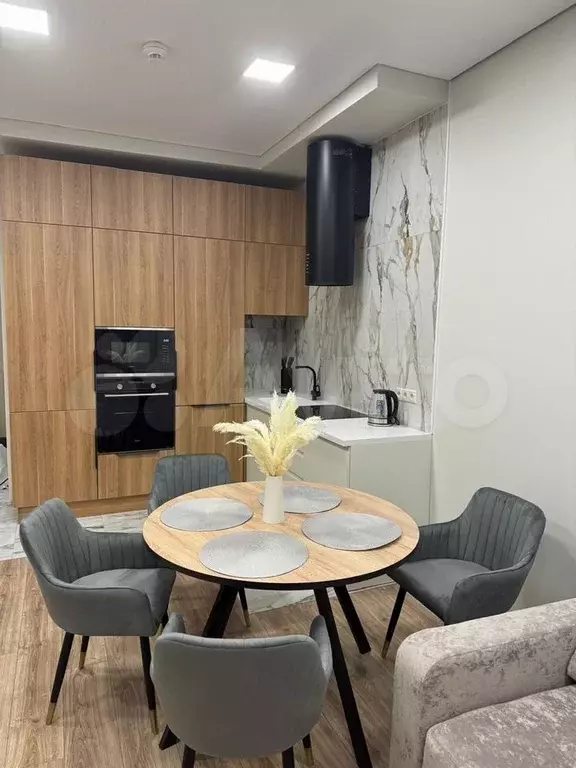 2-к. квартира, 80 м, 13/15 эт. - Фото 0