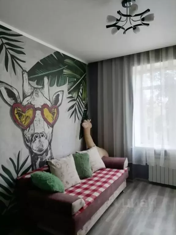 Комната Омская область, Омск просп. Мира, 37а (18.0 м) - Фото 1