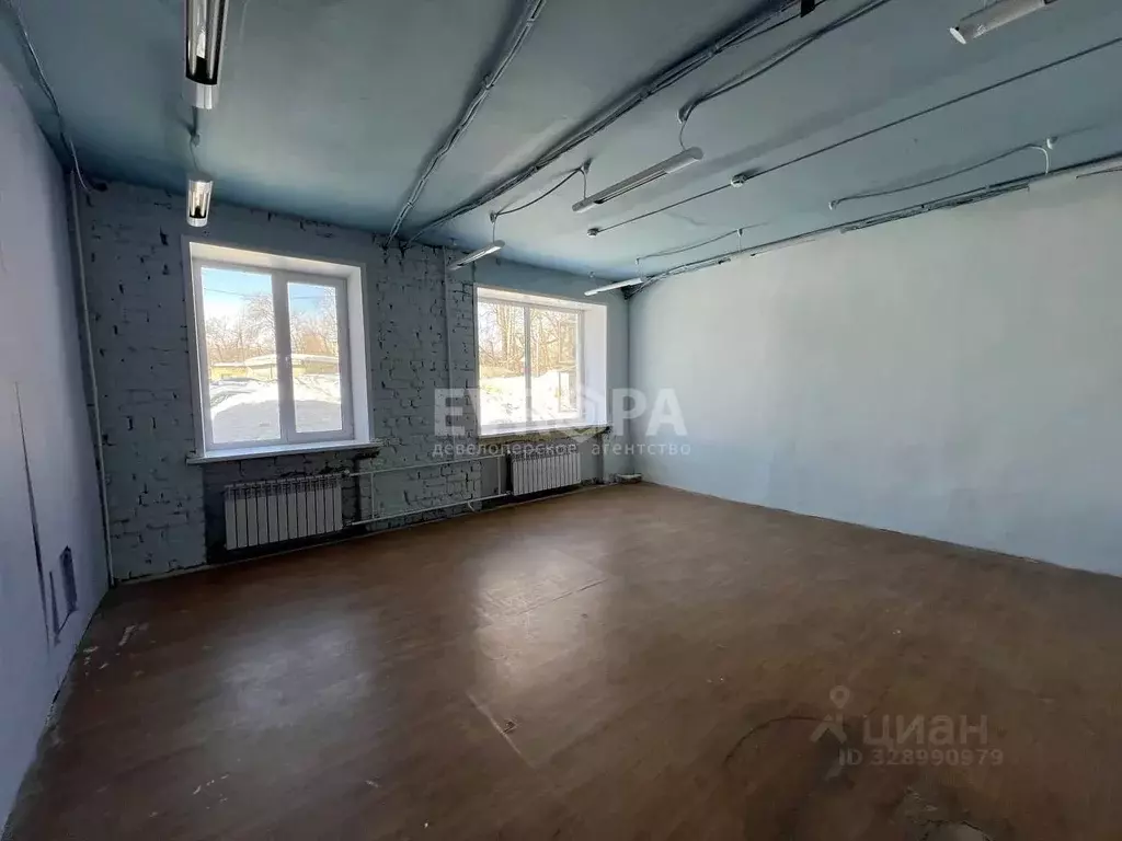 Офис в Ульяновская область, Ульяновск ул. Гагарина, 1/35 (158 м) - Фото 1