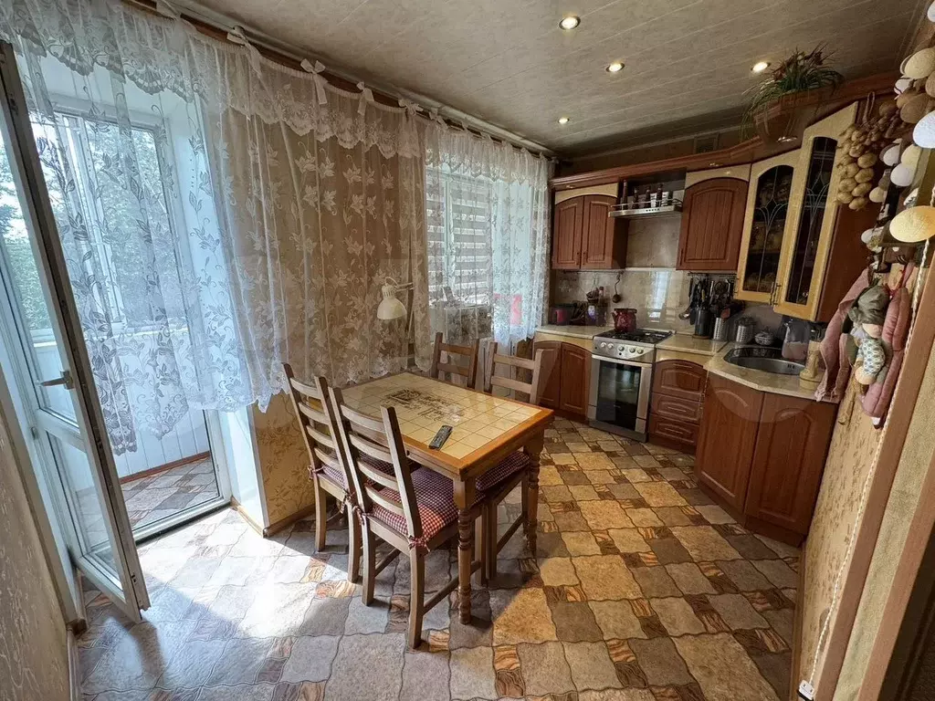 2-к. квартира, 44 м, 4/4 эт. - Фото 0