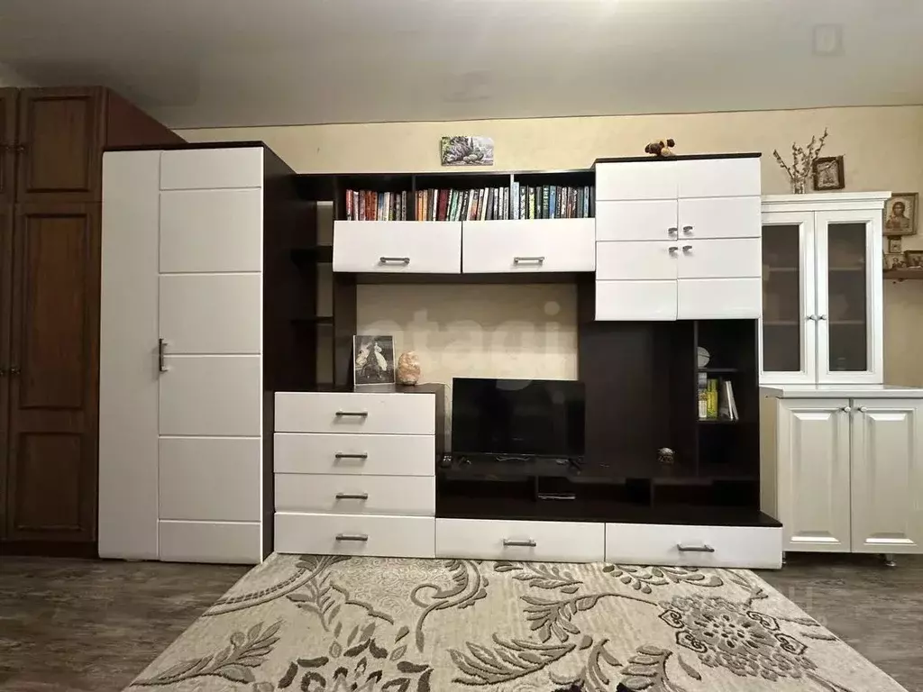 2-к кв. Тюменская область, Тюмень ул. Белинского, 28 (46.4 м) - Фото 0