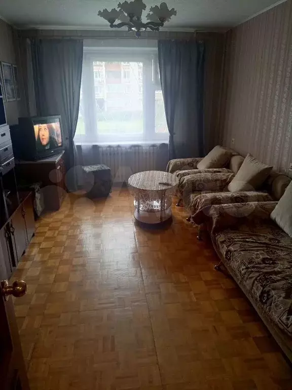 2-к. квартира, 49 м, 1/9 эт. - Фото 1