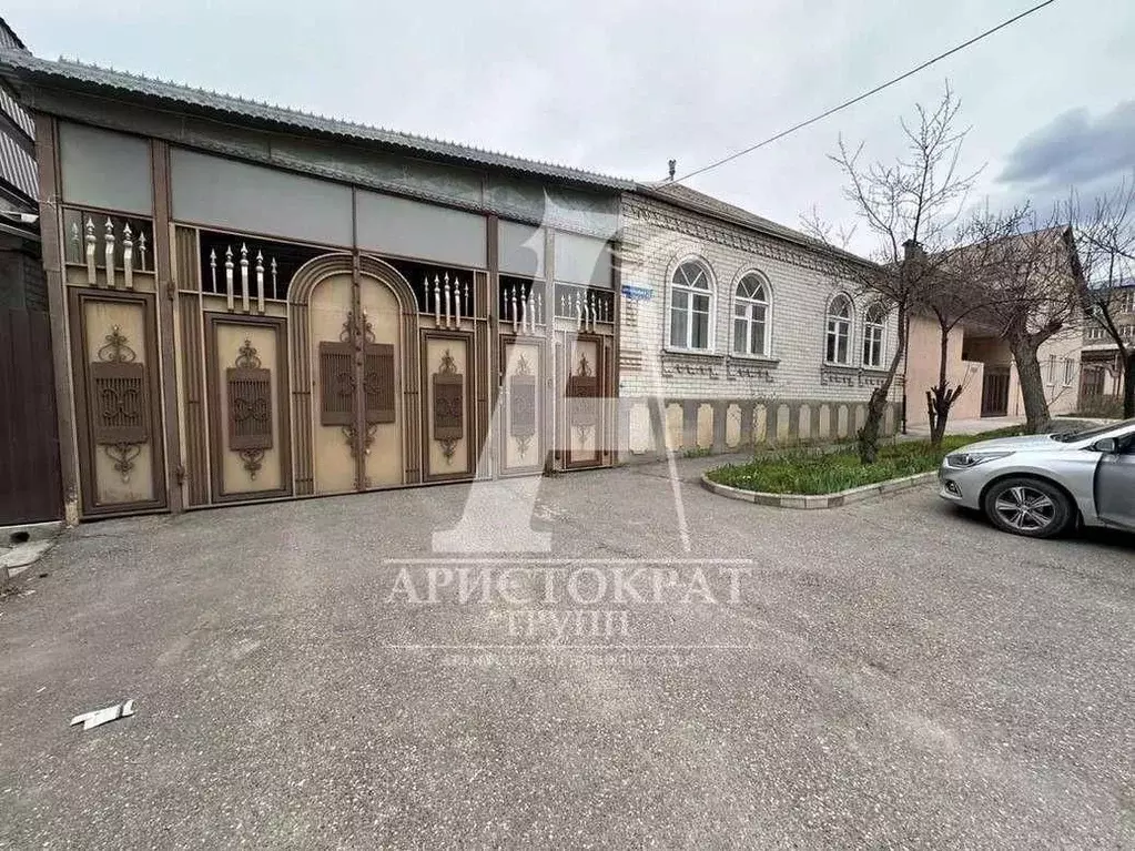 Дом в Ставропольский край, Пятигорск Краснознаменная ул., 35 (230 м) - Фото 1