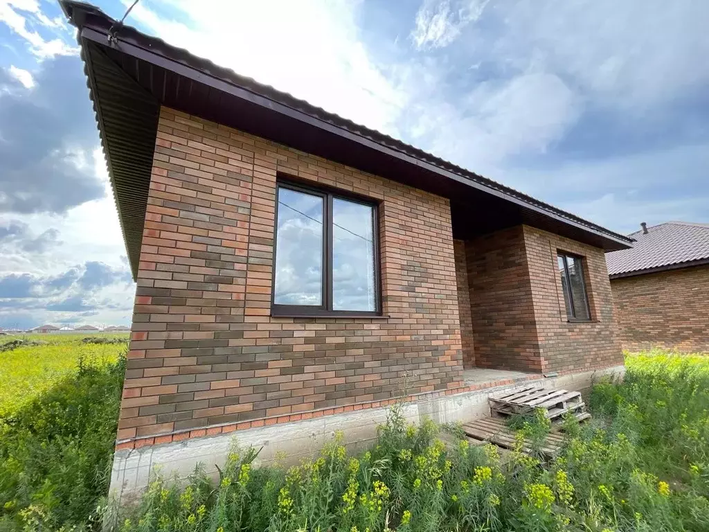 Дом в Оренбургская область, Оренбургский район, пос. Соловьевка ... - Фото 1