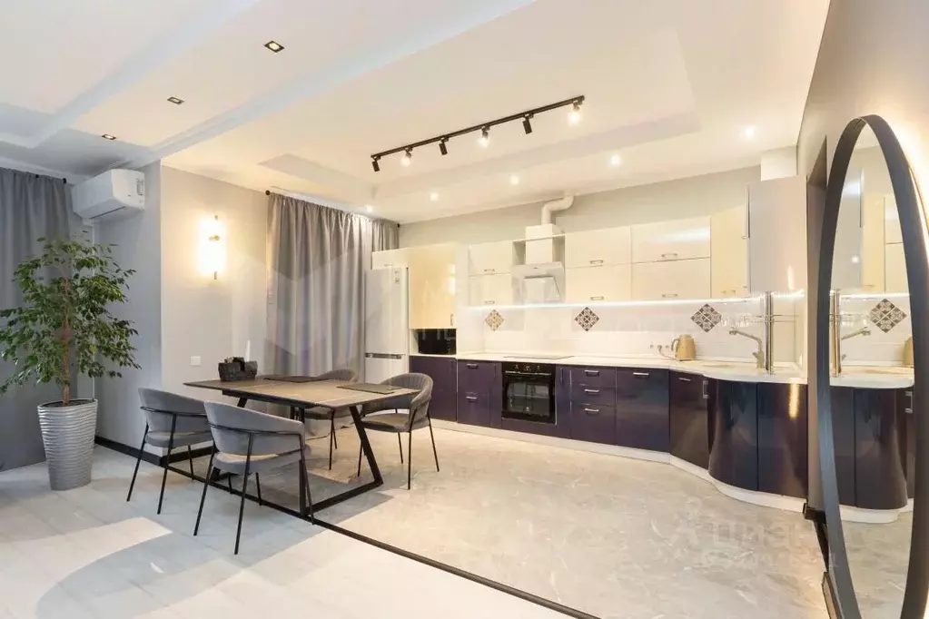 2-к кв. Тюменская область, Тюмень ул. Циолковского, 7к2 (81.4 м) - Фото 1