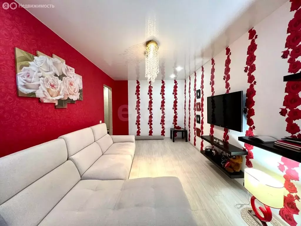 4-комнатная квартира: Курган, улица Куйбышева, 142 (76.3 м) - Фото 2