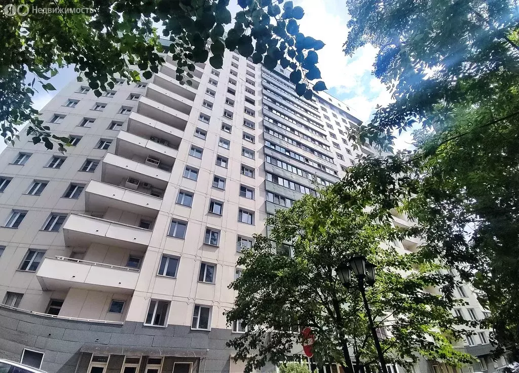 3-комнатная квартира: Жуковский, улица Амет-хан Султана, 15к2 (70 м) - Фото 0