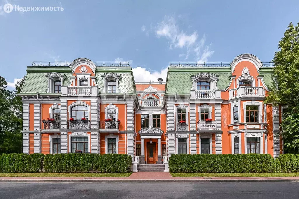 4-комнатная квартира: Санкт-Петербург, Санаторная аллея, 3 (230 м) - Фото 0