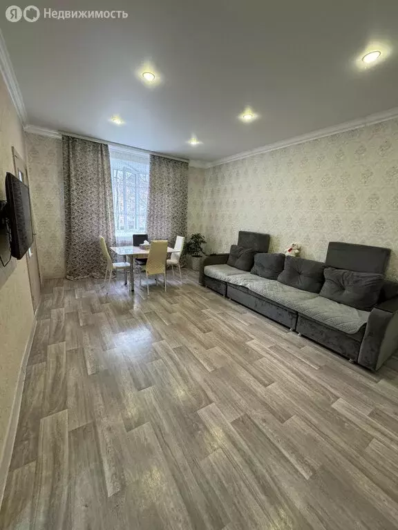 3-комнатная квартира: Октябрьский, улица Чапаева, 4 (76 м) - Фото 2