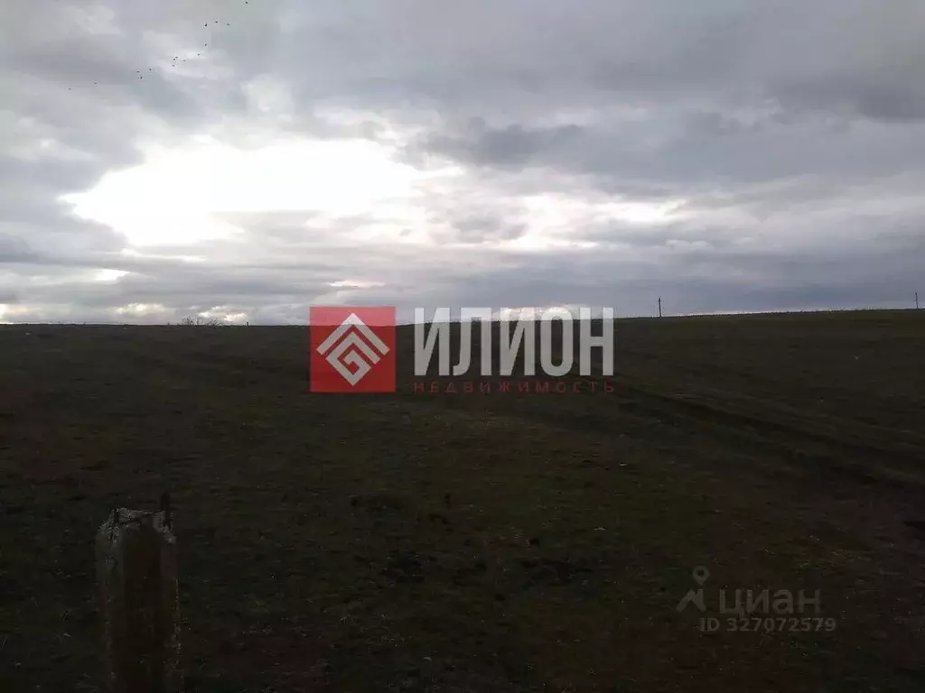 Участок в Крым, Симферопольский район, Перовское с/пос, с. Ключи ул. ... - Фото 2