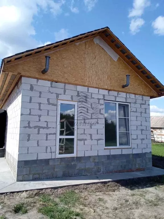 Дом в Белгородская область, Старооскольский городской округ, с. ... - Фото 2