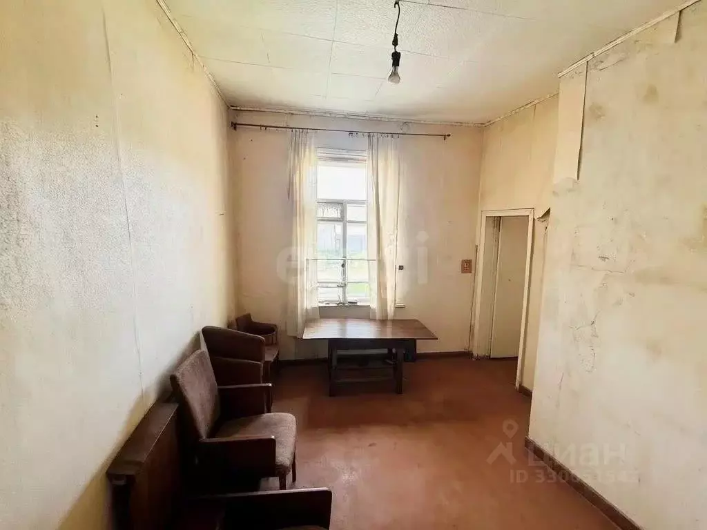 2-к кв. Белгородская область, Валуйки Советская ул., 7 (33.9 м) - Фото 2