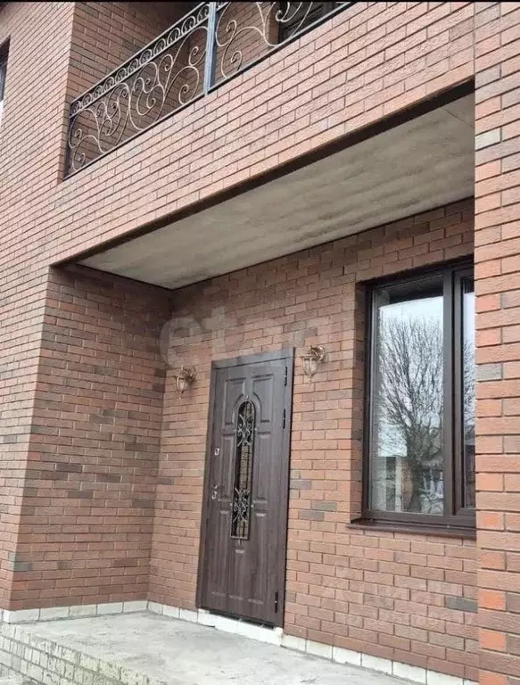 Дом в Брянская область, Брянск Донская ул. (185 м) - Фото 1