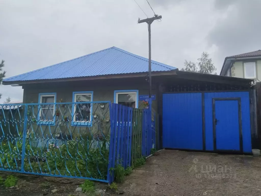 Дом в Красноярский край, Красноярск ул. Уланова, 42 (100 м) - Фото 2