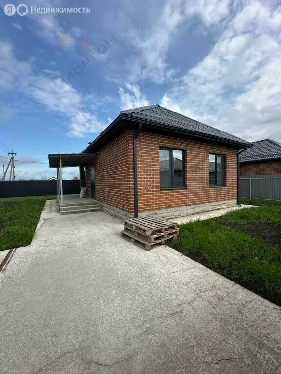 Дом в Старомышастовская, улица Ленина, 10 (100 м) - Фото 1