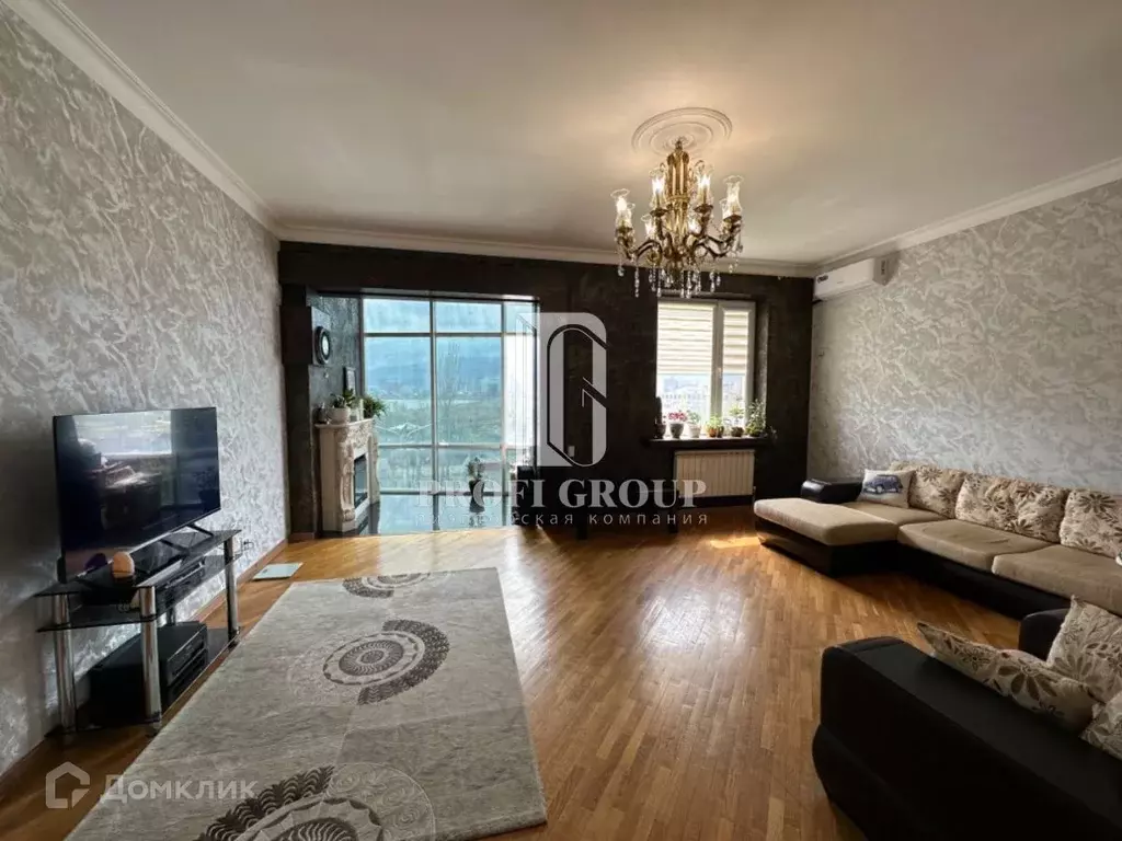 Продаётся 2-к квартира, 100 м - Фото 1