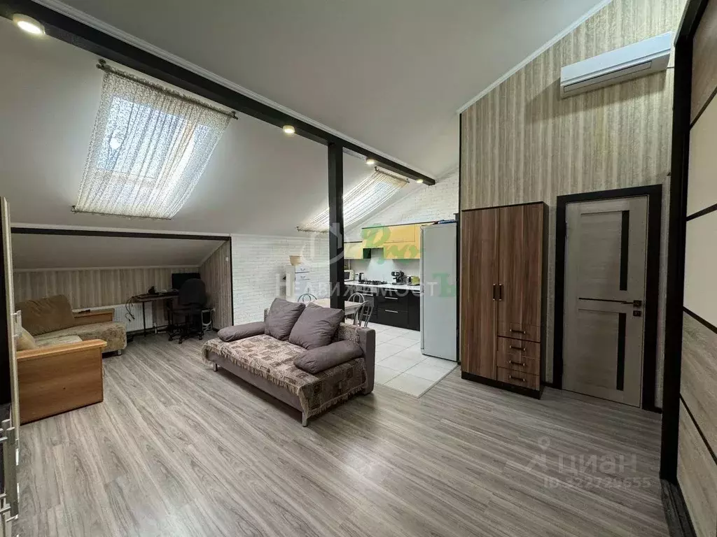 2-к кв. Краснодарский край, Ейск Красная ул., 59/7 (52.6 м) - Фото 1