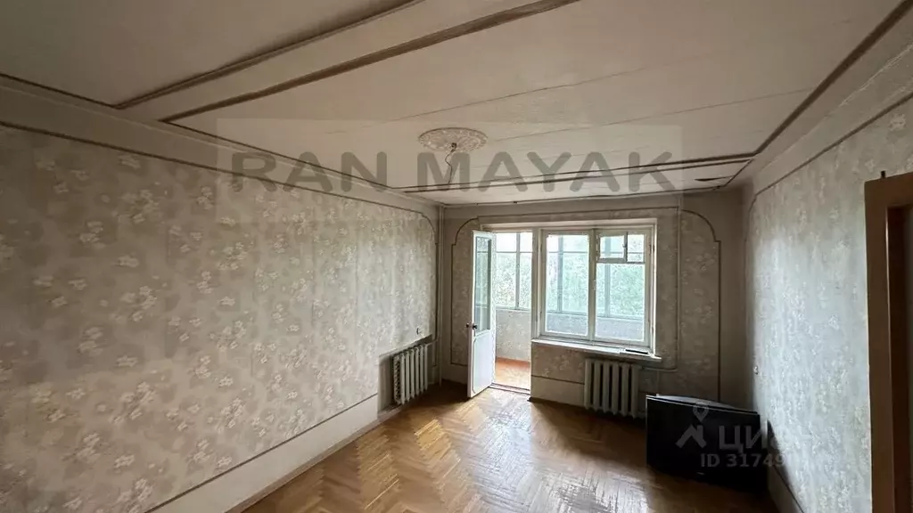 2-к кв. Адыгея, Майкоп ул. Ленина, 7 (49.2 м) - Фото 0