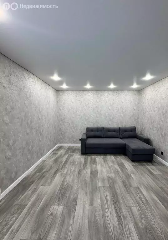 1-комнатная квартира: Заречный, Заводская улица, 8к2 (40 м) - Фото 2