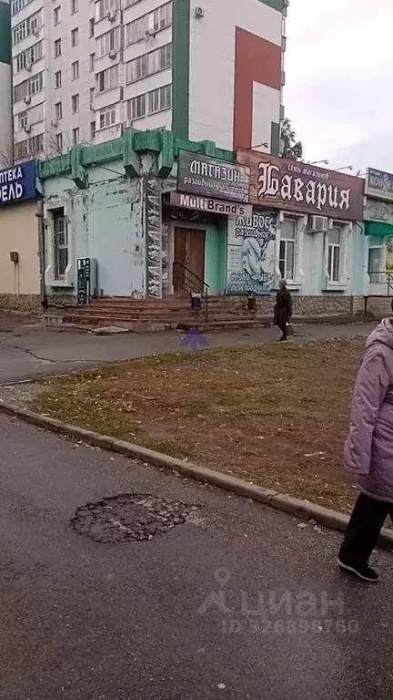 Торговая площадь в Ростовская область, Волгодонск ул. Гагарина (80 м) - Фото 1