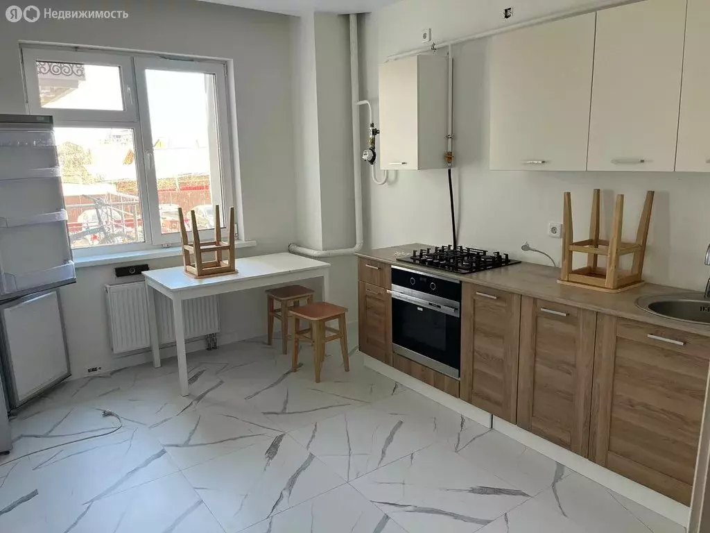 1-комнатная квартира: Якутск, улица Лонгинова, 28Б (47.58 м) - Фото 0